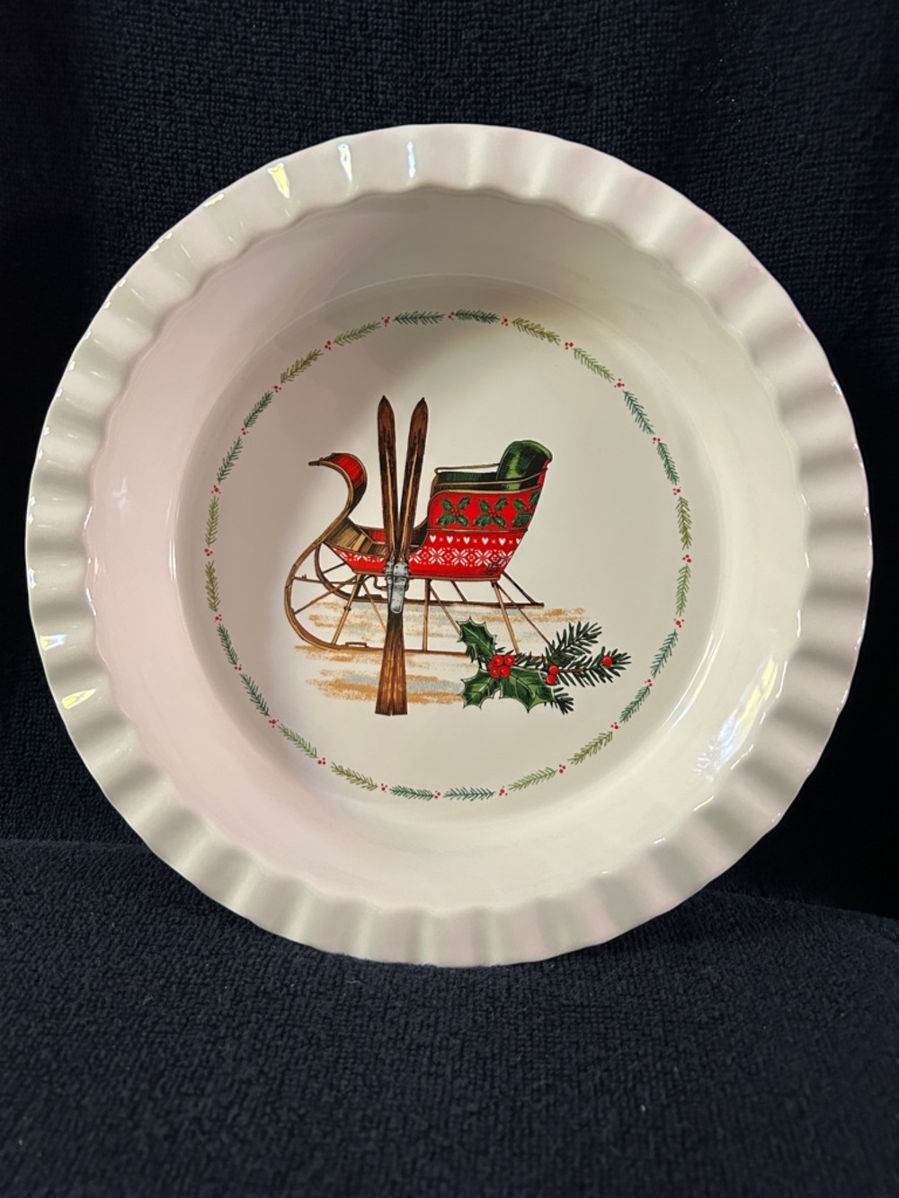 Nantucket Home Vintage Holiday Sleigh Ceramic Pie Dish - White with Red & Green
